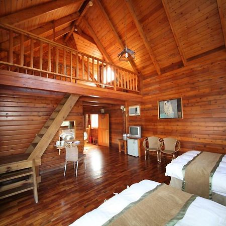 We Resort Sun Moon Lake Buitenkant foto