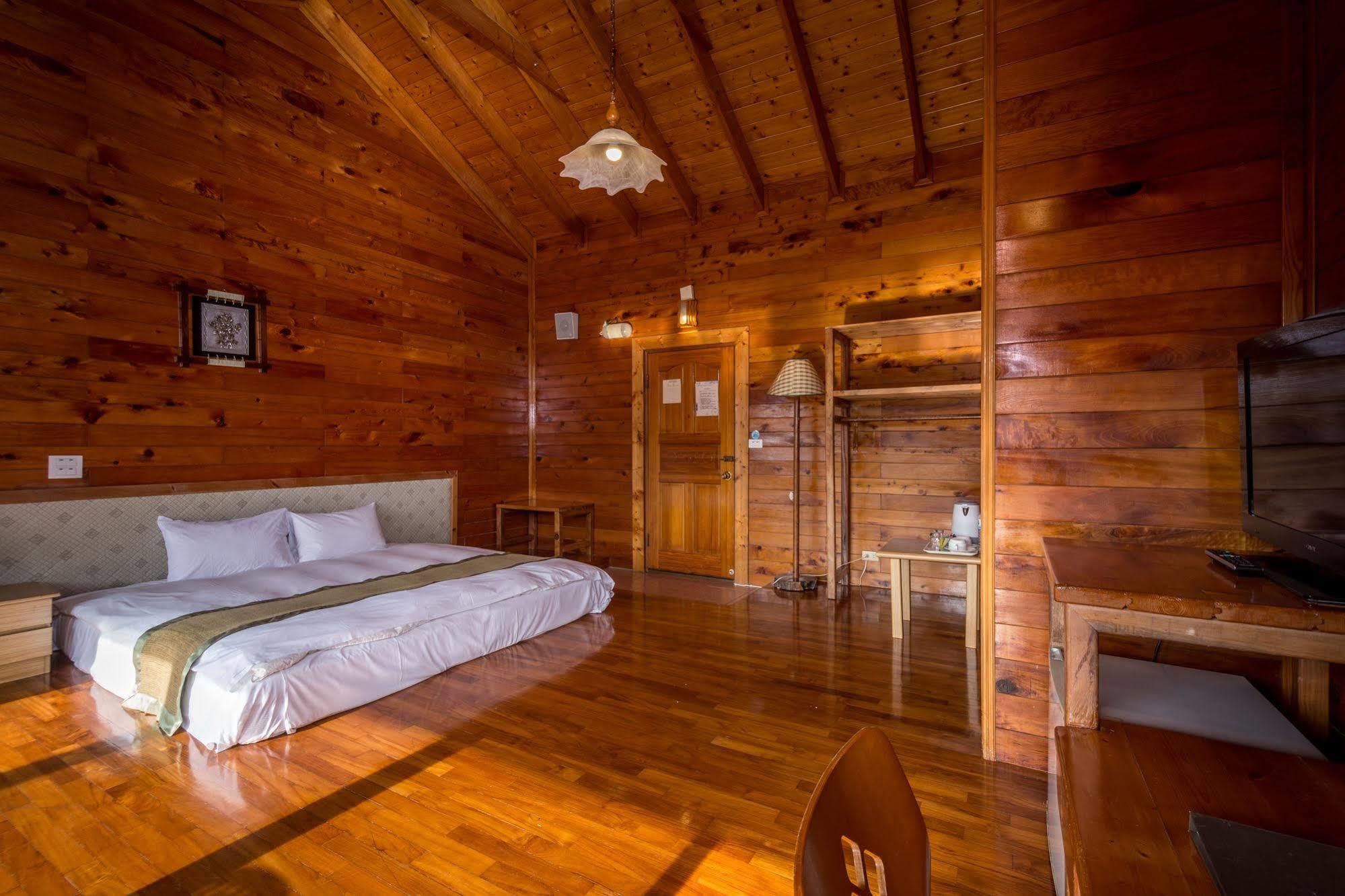 We Resort Sun Moon Lake Buitenkant foto