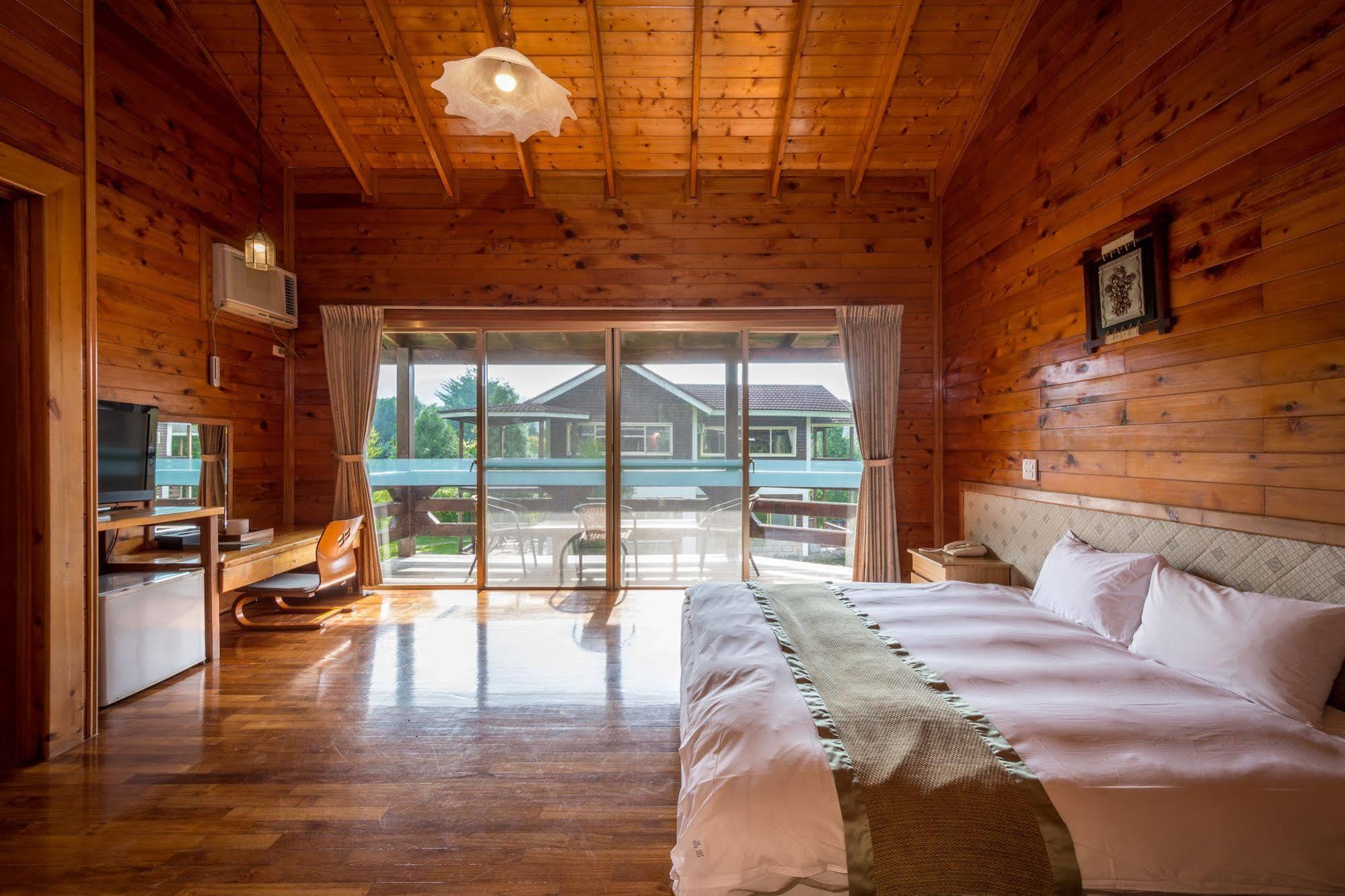 We Resort Sun Moon Lake Buitenkant foto